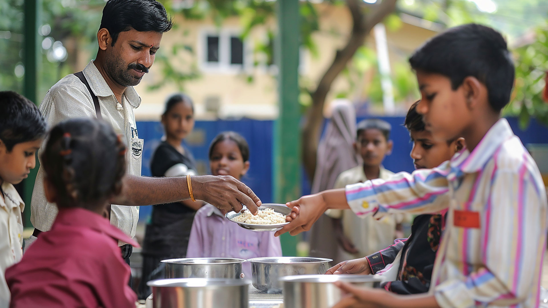 Vishwahitha-Foundation-Serving-Food